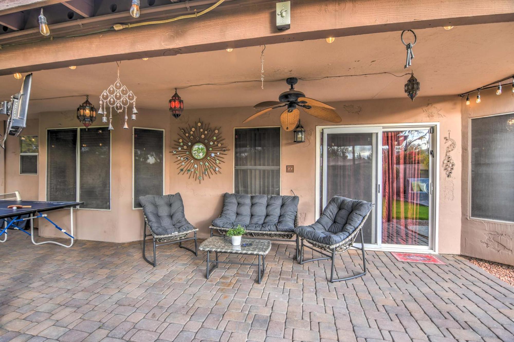 Route 66 Oasis In Downtown Gilbert With Heated Pool & Mini Golf Villa Exterior photo