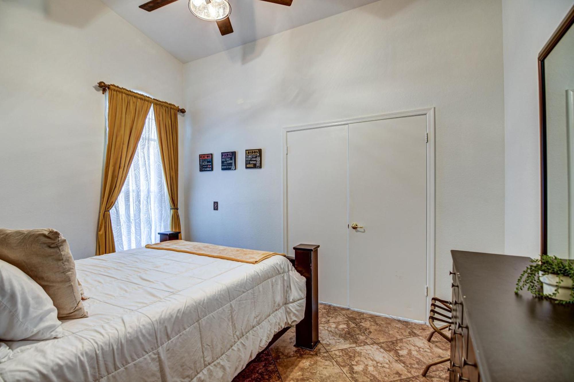 Route 66 Oasis In Downtown Gilbert With Heated Pool & Mini Golf Villa Exterior photo